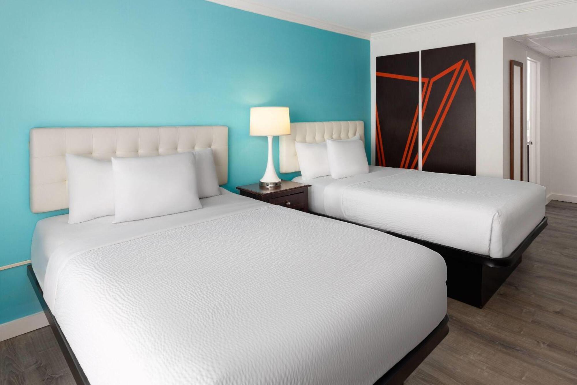 Howard Johnson Plaza By Wyndham Ocean City Oceanfront Eksteriør billede