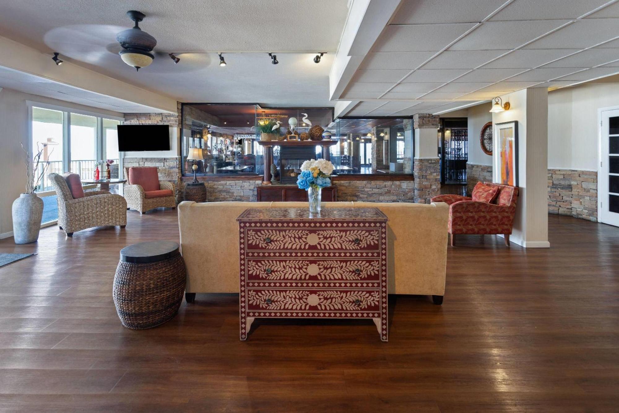 Howard Johnson Plaza By Wyndham Ocean City Oceanfront Eksteriør billede